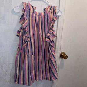 Super cute colorful striped Sleeveless Entro top size M.